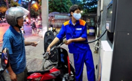 Giá xăng bất ngờ tăng mạnh từ 15h hôm nay (11/3)